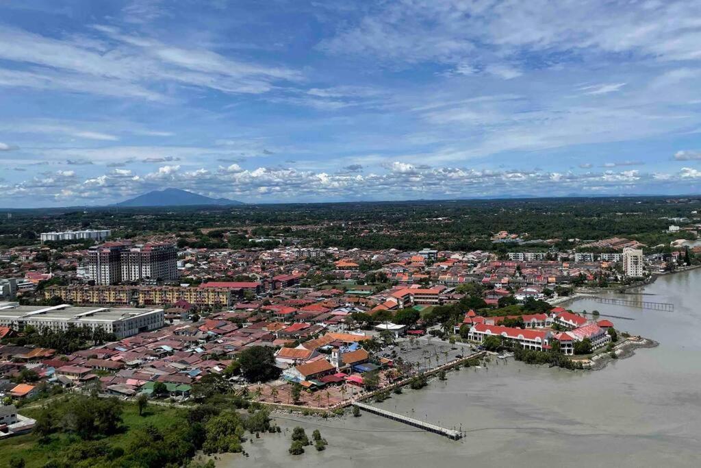 【3Bedr】Portuguese Seaview Cozy Suites 葡萄牙村海景 Malacca エクステリア 写真